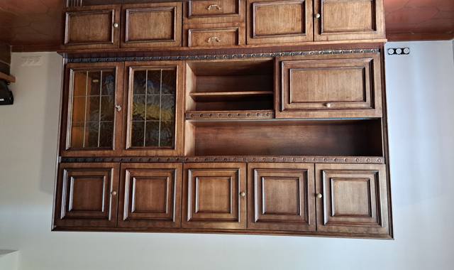 Meubles meuble living   noyer massif et placage