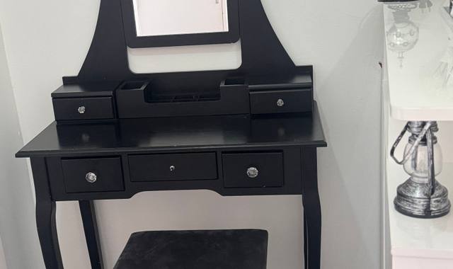 Meubles donner une coiffeuse