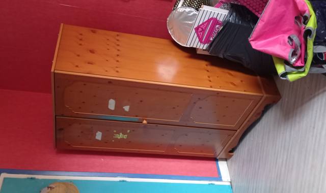 Meubles armoire urgent cause déménagement