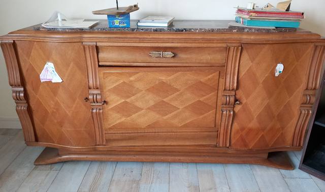 Meubles bahut bois massif 3 portes avec plaque marbre dessus