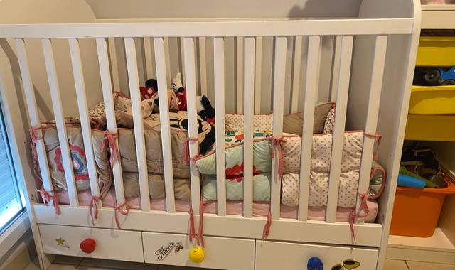 Meubles berceau IKEA