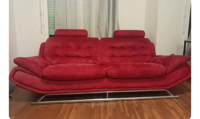 Meubles gratuit canapé rouge 3 places non convertible