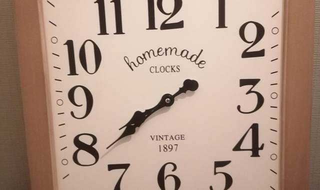 Meubles horloge style vintage