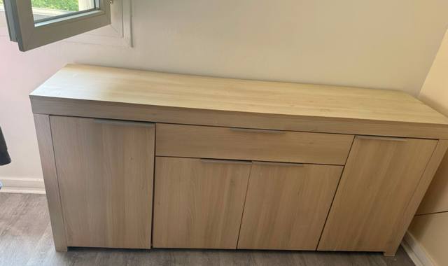 Meubles buffet + table + chaises
