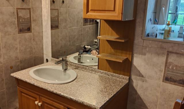 Mobilier meuble salle de bain