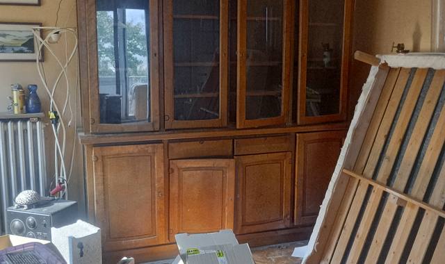 Mobilier grand meuble en bois