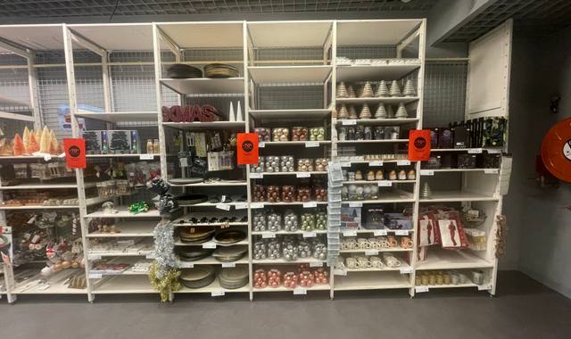 Mobilier étagères