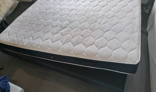 Mobilier je donne à venir chercher