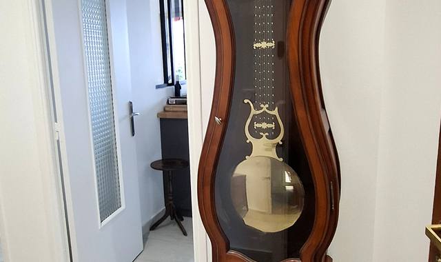 Mobilier horloge comtoise
