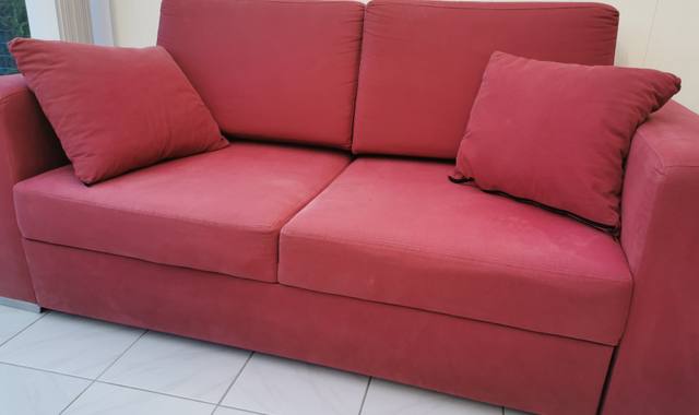 Mobilier canapé en bon état