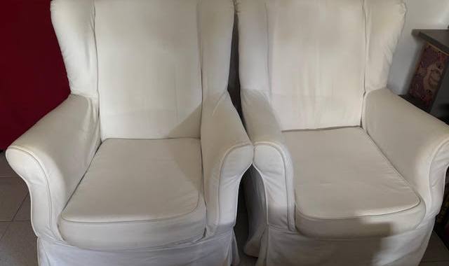 Mobilier 2 fauteuils de salon