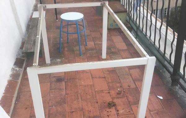 Mobilier piètement de table métal