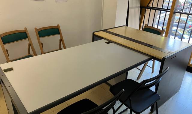 Mobilier bureaux et tables