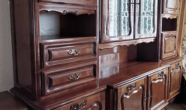 Mobilier vasselier-Buffet