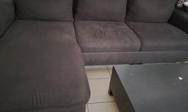 Mobilier canape 3 places