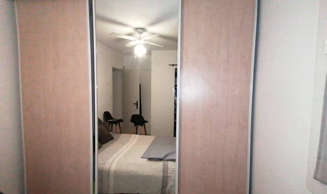 Mobilier 3 portes de placard coulissantes 2m45 X 89,5 cm