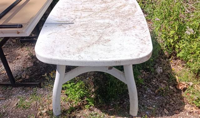 Mobilier table de jardin