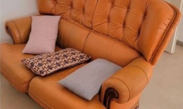 Mobilier canapé ancien et 2 fauteuils