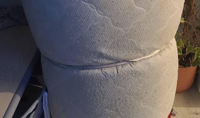 Mobilier matelas 140×190