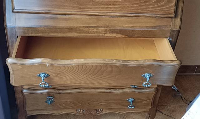 Mobilier secretaire en bois couleur marron en bon état