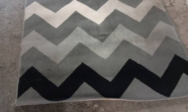 Mobilier tapis  bicolore noir et gris