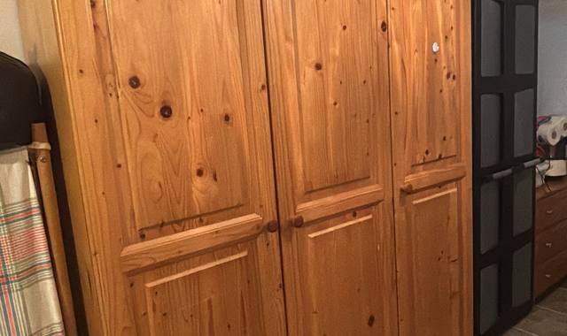 Mobilier armoir pin 3 portes