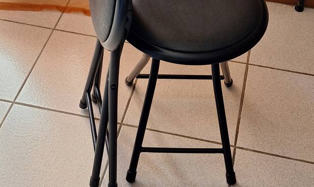 Mobilier tabourets pliables