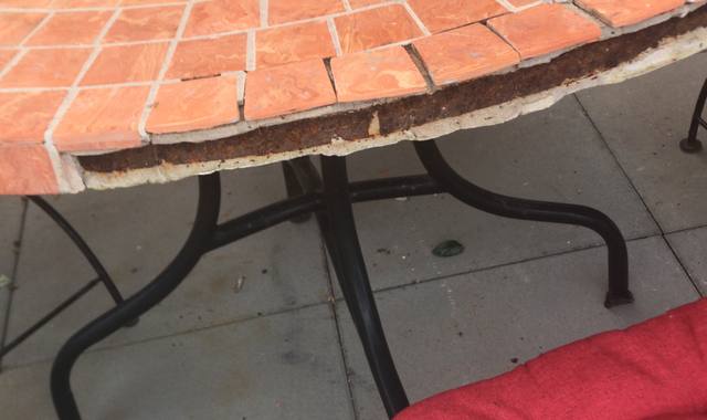 Mobilier plateau zellige à donner