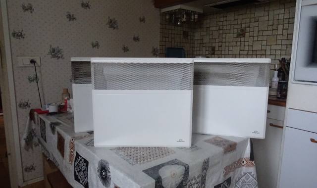 Mobilier 3 convecteurs
