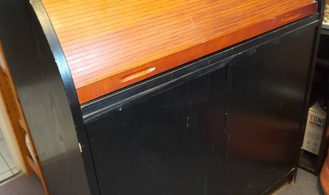 Mobilier secrétaire noir et acajou