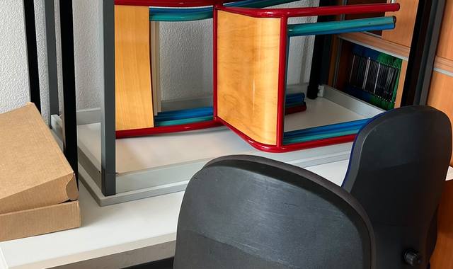 Mobilier chaises tables fauteuils de bureau