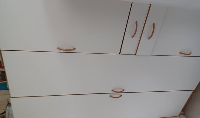 Mobilier urgent-Cause déménagement-Donne buffet cuisine-très bon état