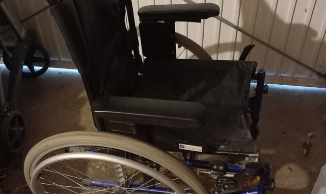Mobilier fauteuil roulant
