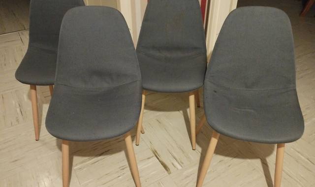 Mobilier 4 chaises