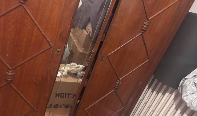 Mobilier armoire en bon état