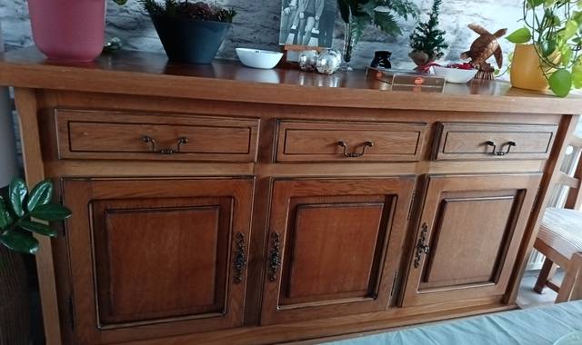 Mobilier bahut ancien