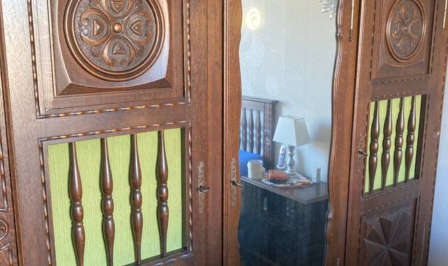 Mobilier belle Armoire bois chambre et 2 chevets