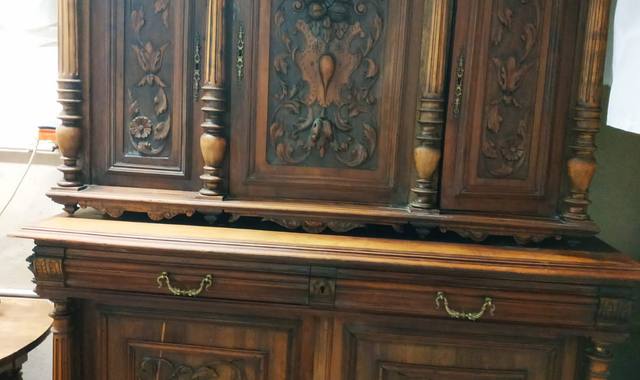 Mobilier vaisselier ancien