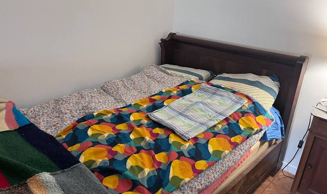 Mobilier Lit Berrichon complet (contour de lit en bois + sommier + matelas)