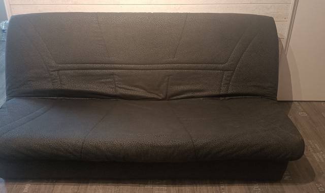 Mobilier canapé clic-clac convertible