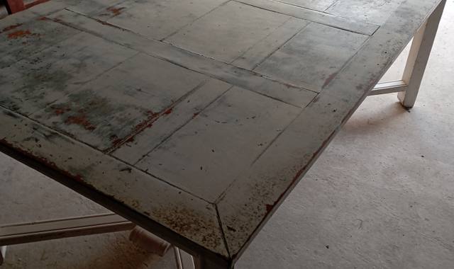 Mobilier table 6/10 personnes