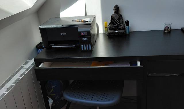 Mobilier bureau Ikea noir en parfait etat