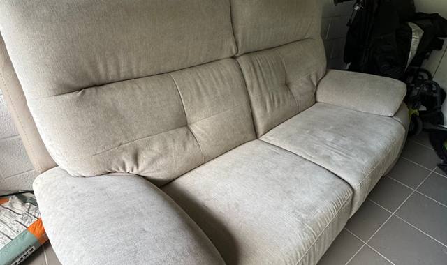 Mobilier canapé gris beige 2-3 places