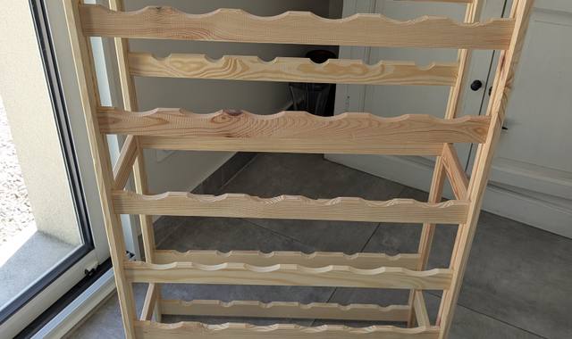 Mobilier porte bouteilles en pin