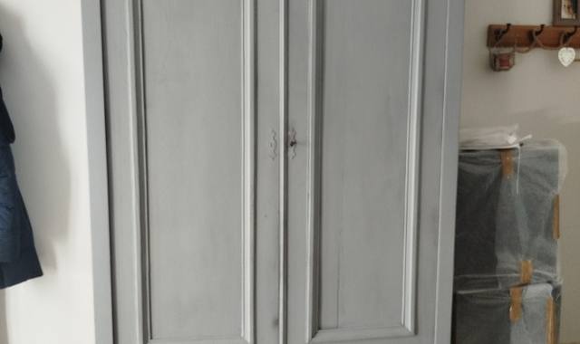 Mobilier urgent grande armoire ancienne