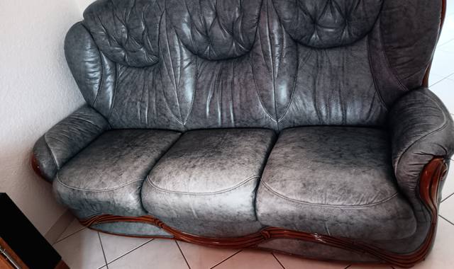 Mobilier Canapé cuir bleu 3 places