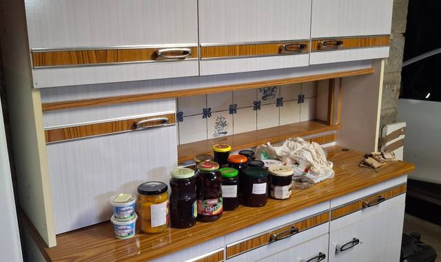 Mobilier buffet de cuisine en formica