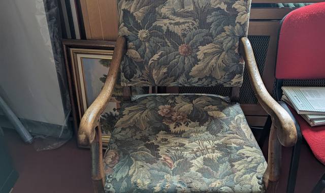 Mobilier fauteuil ancien