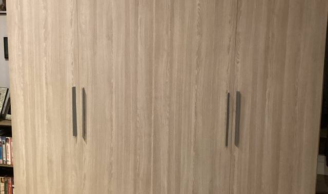 Mobilier grande armoire spacieuse