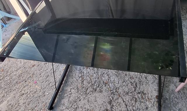 Mobilier bureau en verre noir